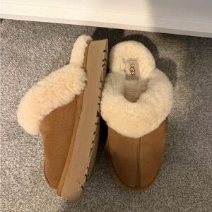UGG Women's Brown and Cream Sheepskin Slippers